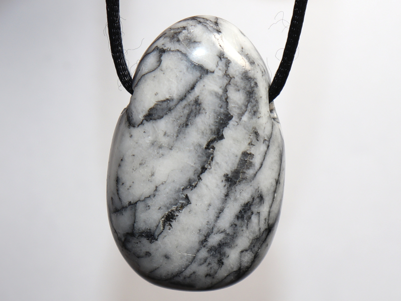 pinolite with cord or silver 925