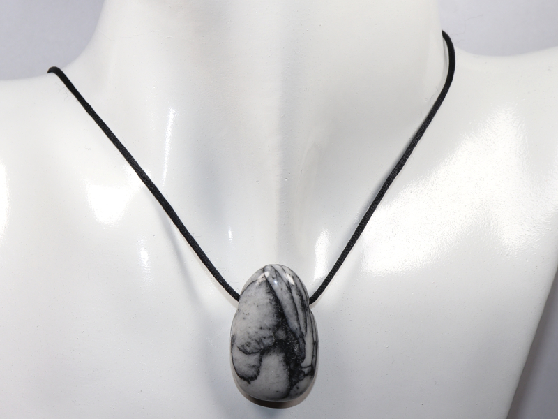 pinolite with cord or silver 925
