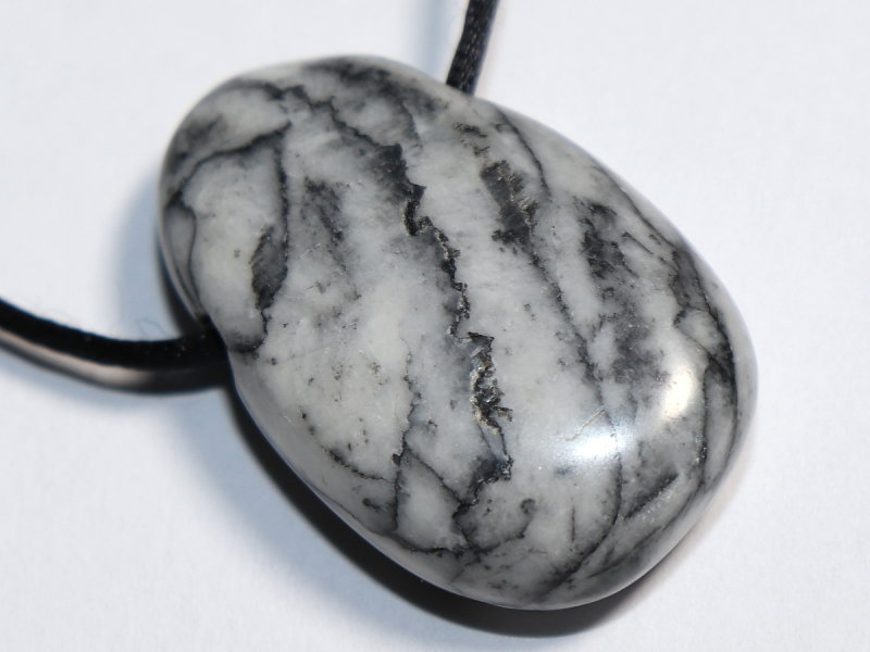 pinolite with cord or silver 925