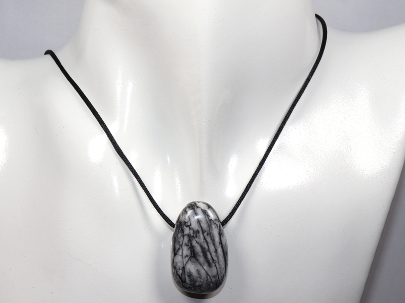 pinolite with cord or silver 925
