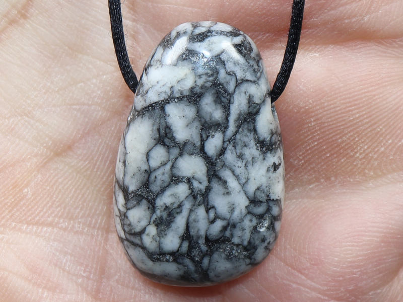 pinolite with cord or silver 925