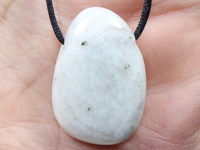 weißer Labradorit mit Band oder Silber 925