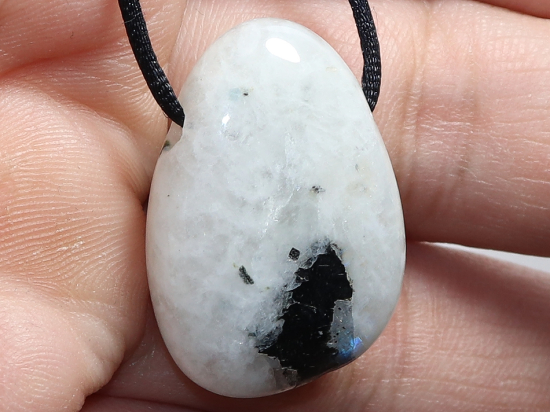 white labradorite with cord or silver 925