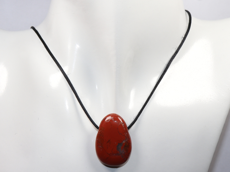 roter Jaspis mit Band oder Silber 925