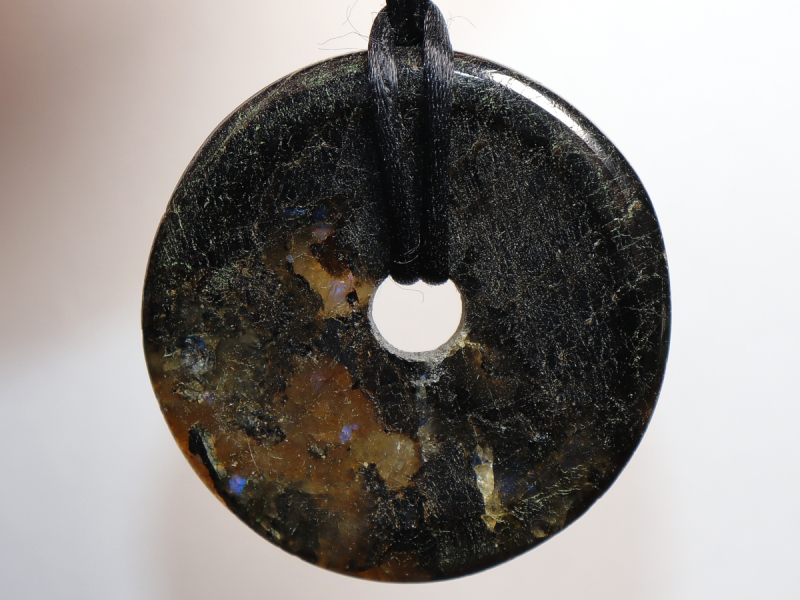 labradorite with cord