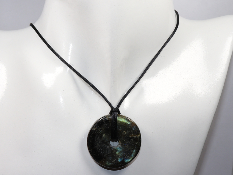 labradorite with cord