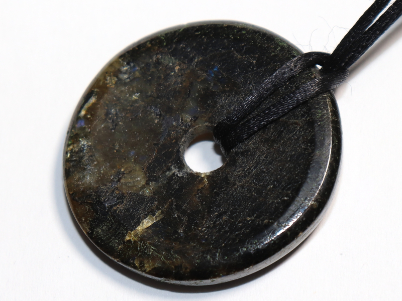 labradorite with cord