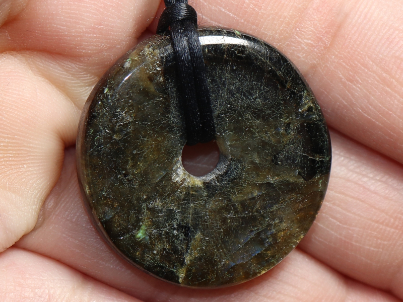 labradorite with cord