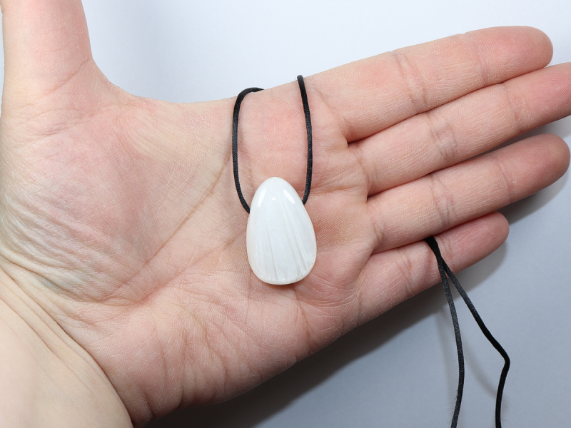 scolecite with cord or silver 925