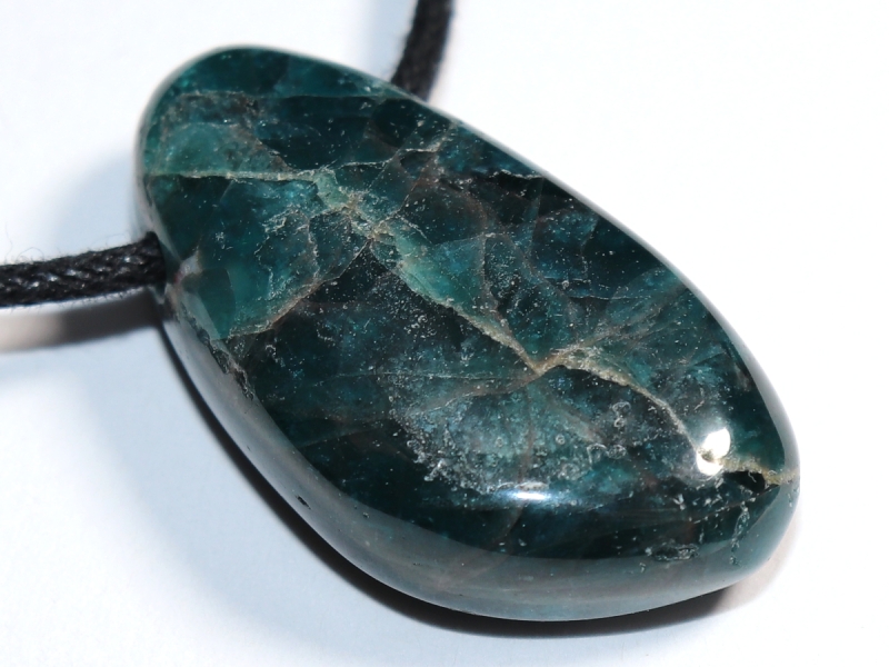 apatite with cord or silver 925