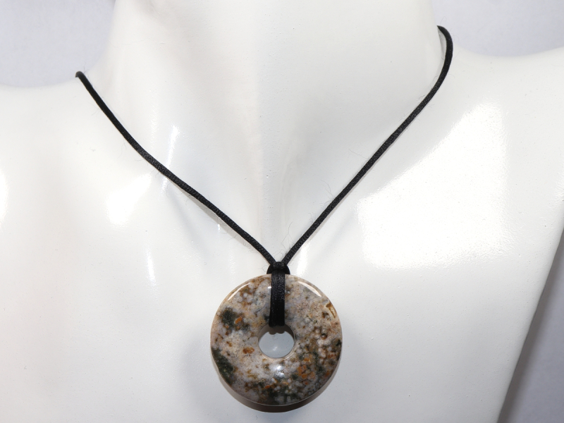 Ozeanjaspis mit Band