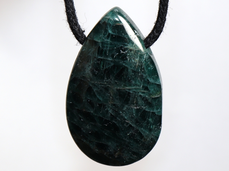 apatite with cord or silver 925