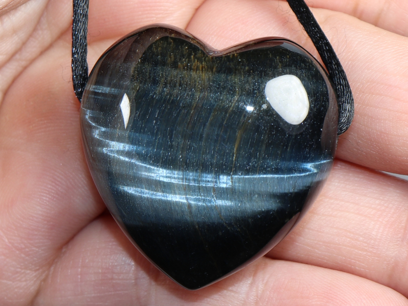hawks eye with cord or silver 925