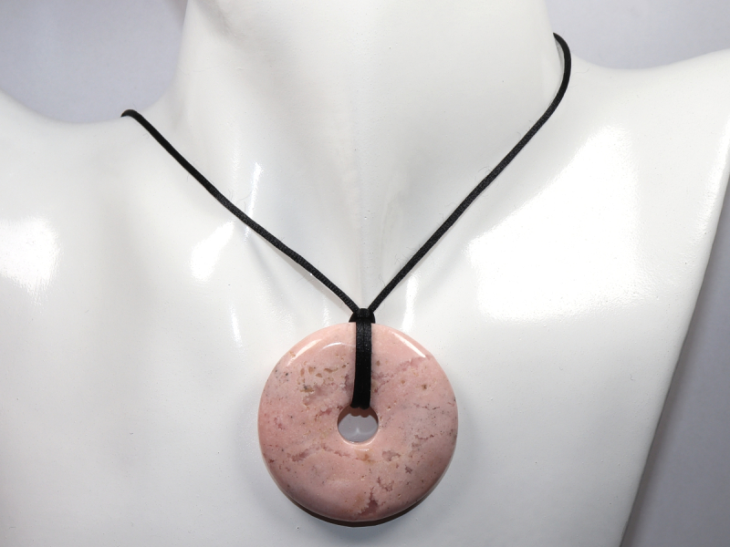 Rhodochrosit mit Band