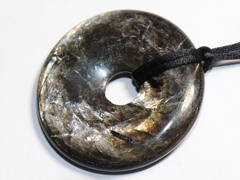 muscovite with cord