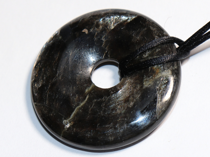 muscovite with cord