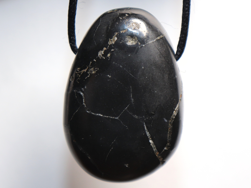Shungit mit Band oder Silber 925