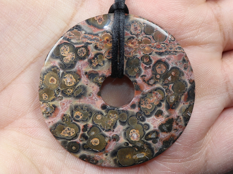 leopard rhyolite with cord
