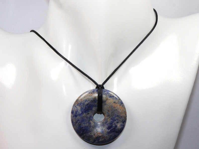 sodalite with cord