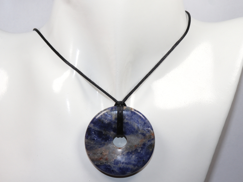 sodalite with cord