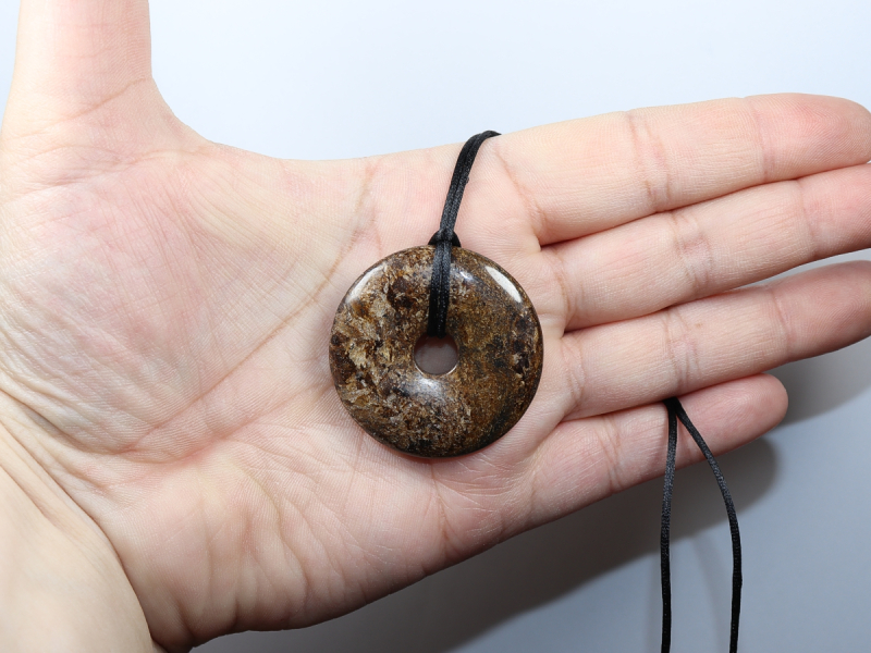 bronzite with cord