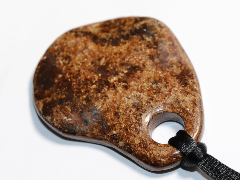bronzite with nylon cord