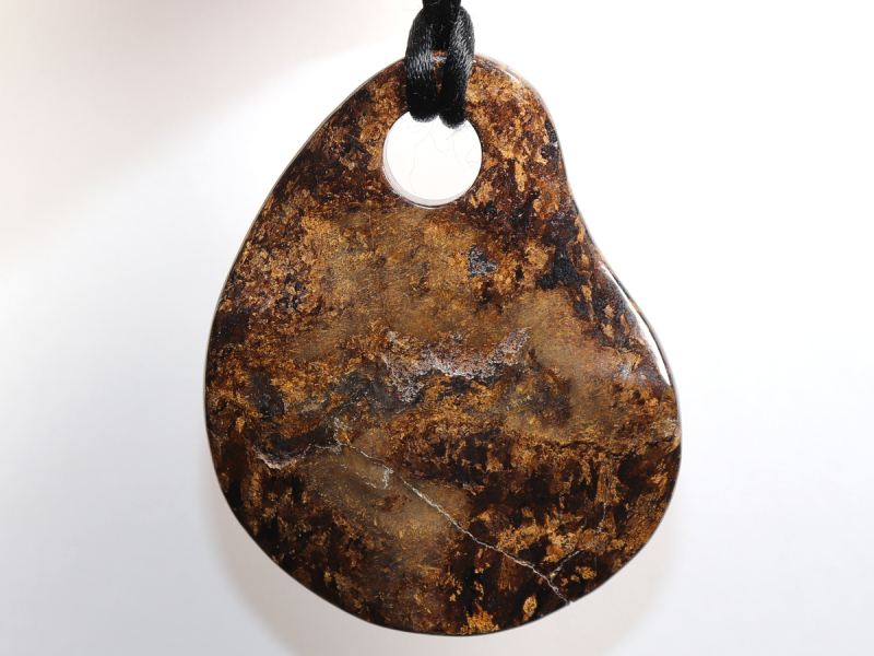 bronzite with nylon cord