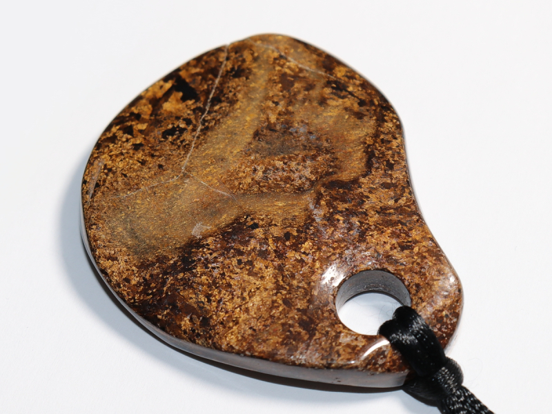bronzite with nylon cord