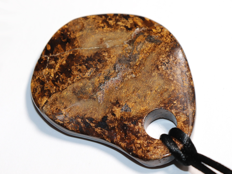 bronzite with nylon cord