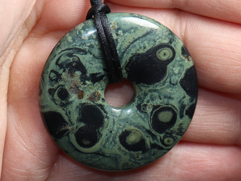 Kambaba-Rhyolith mit Band