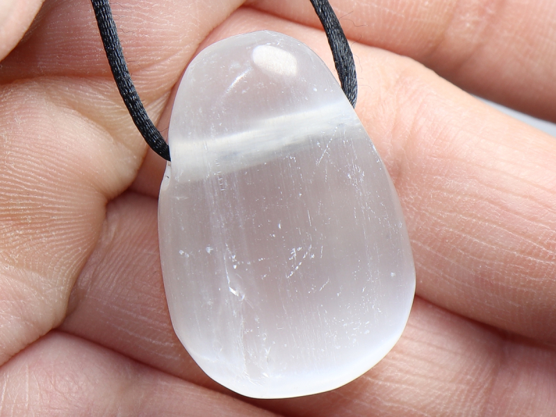 Selenit mit Band oder Silber 925