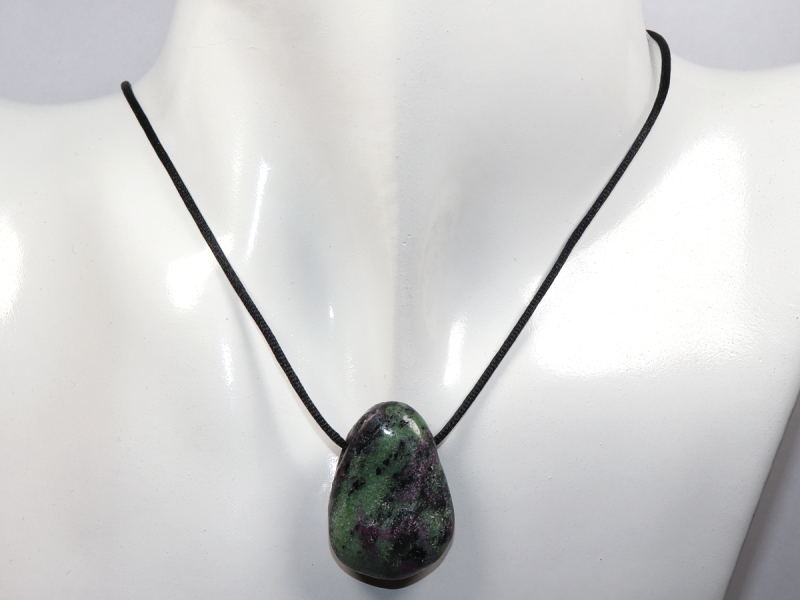 ruby in zoisite with cord or silver 925