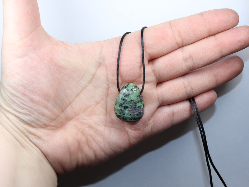 ruby in zoisite with cord or silver 925