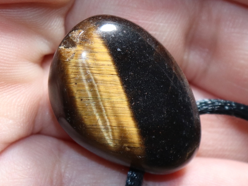 tiger's eye with cord or silver 925