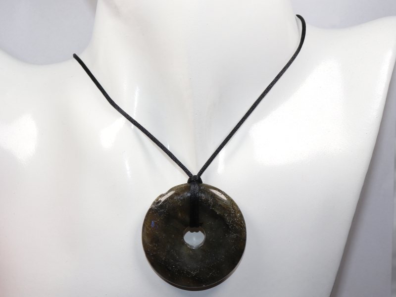 labradorite with cord