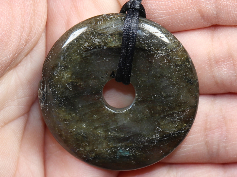 labradorite with cord