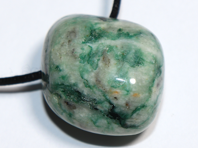 mariposite-dolomite with cord or silver 925