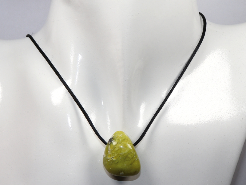 lizardite with cord or silver 925
