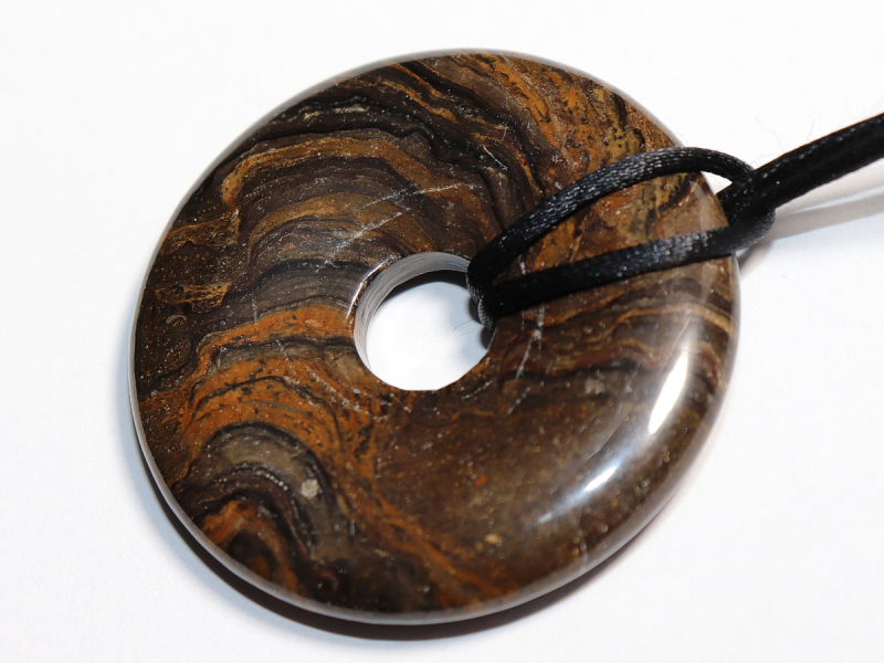 Stromatolith mit Band