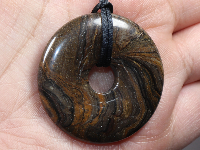 Stromatolith mit Band