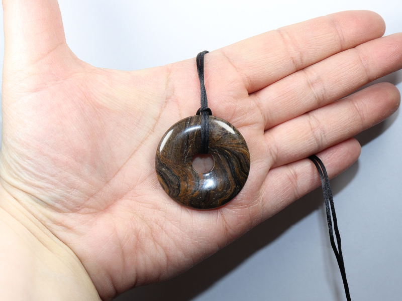 Stromatolith mit Band