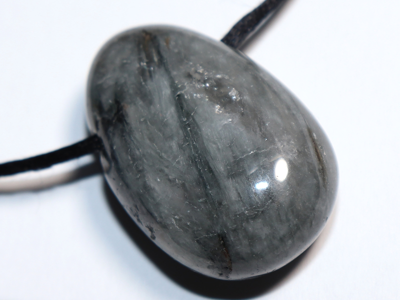 cat's eye quartz with cord or silver 925