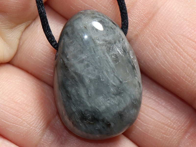 cat's eye quartz with cord or silver 925