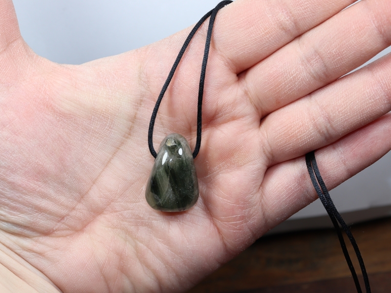 actinolite quartz with cord or silver 925