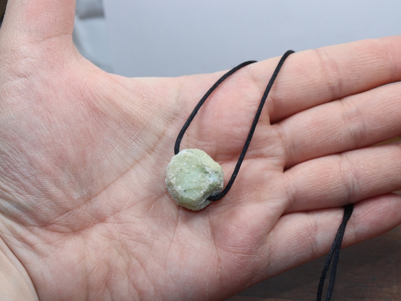 chrysoprase with cord or silver 925