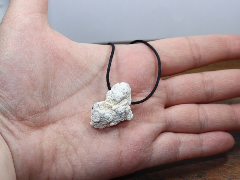 magnesite with cord or silver 925