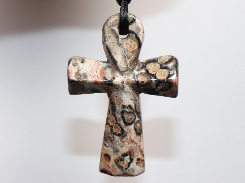 leopard rhyolite with cord