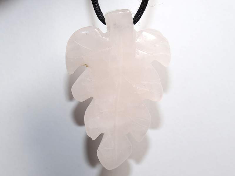 rose quartz with cord or silver 925