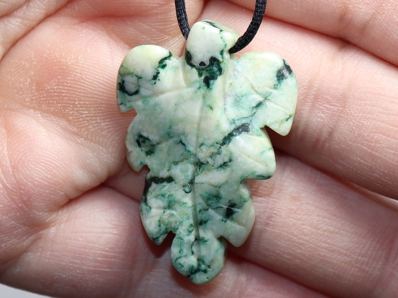 mariposite-dolomite with cord or silver 925