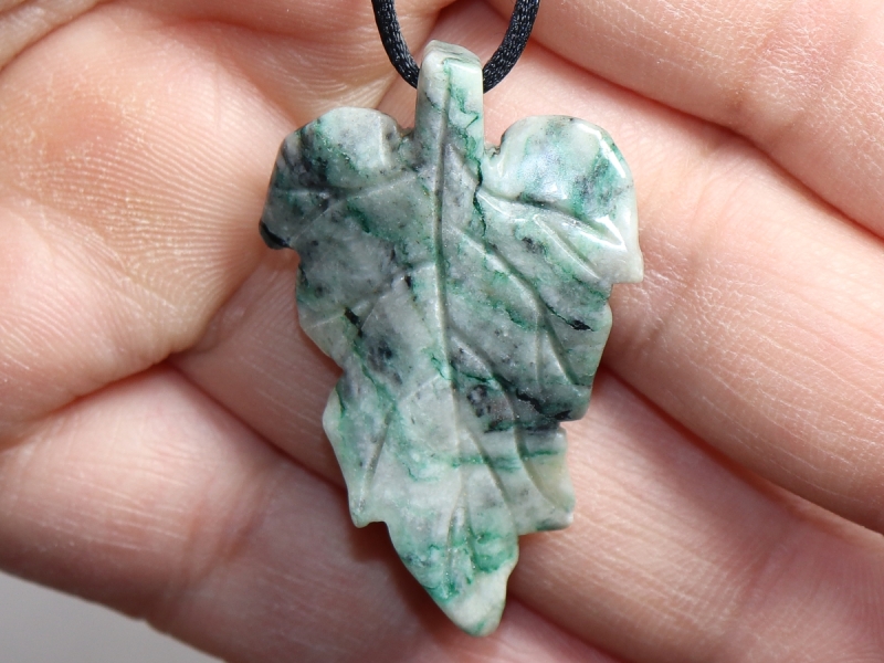 mariposite-dolomite with cord or silver 925